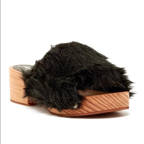 NIB - Free People – Faux Fur Sonnet Clog - Size 8 - Picture 2 of 6